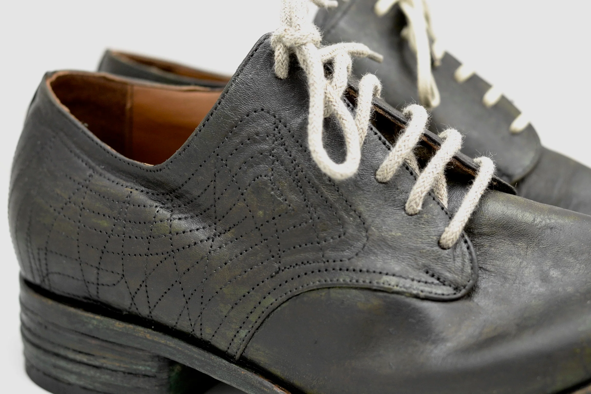 Asym derby shoe  | seaweed black cordovan - Image 5