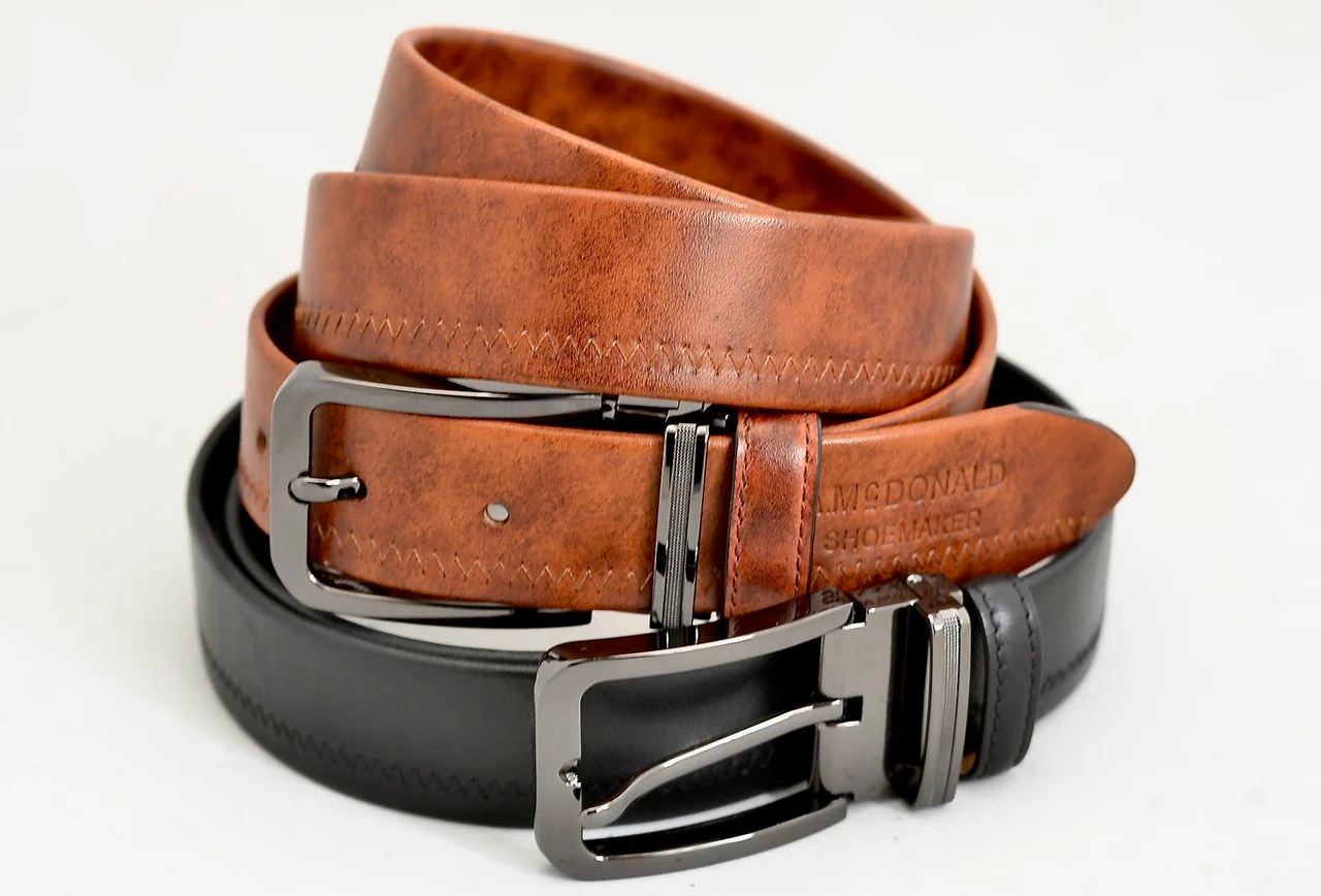 Belt | Black narrow | calf - Image 3