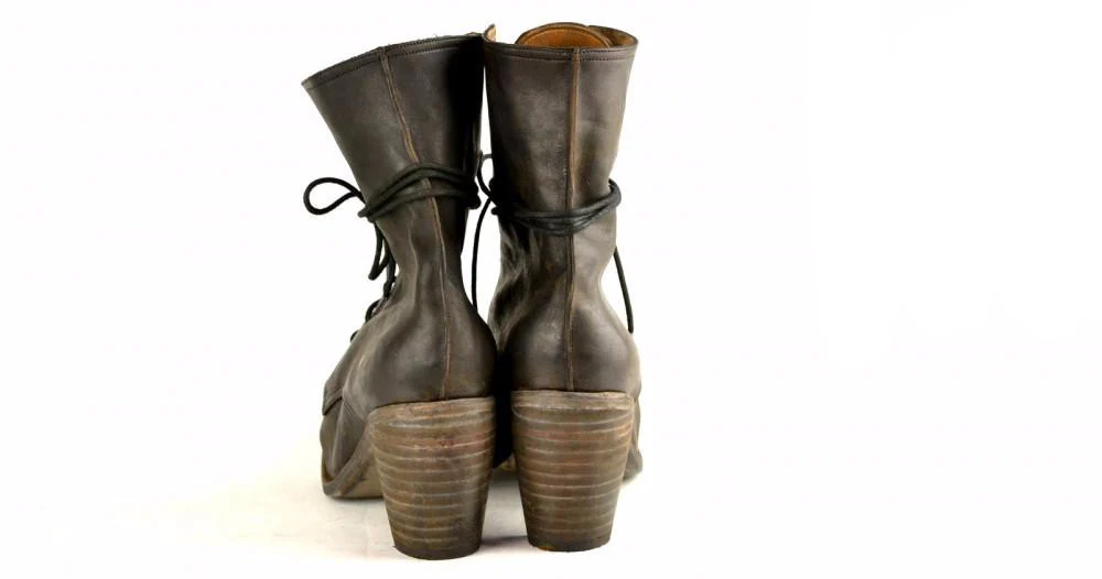 Derby Boot heel  | choc black horse - Image 6
