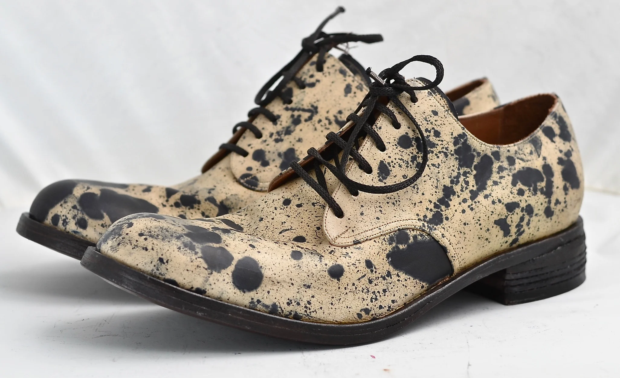 Derby Shoe / Dalmation calf - Image 3