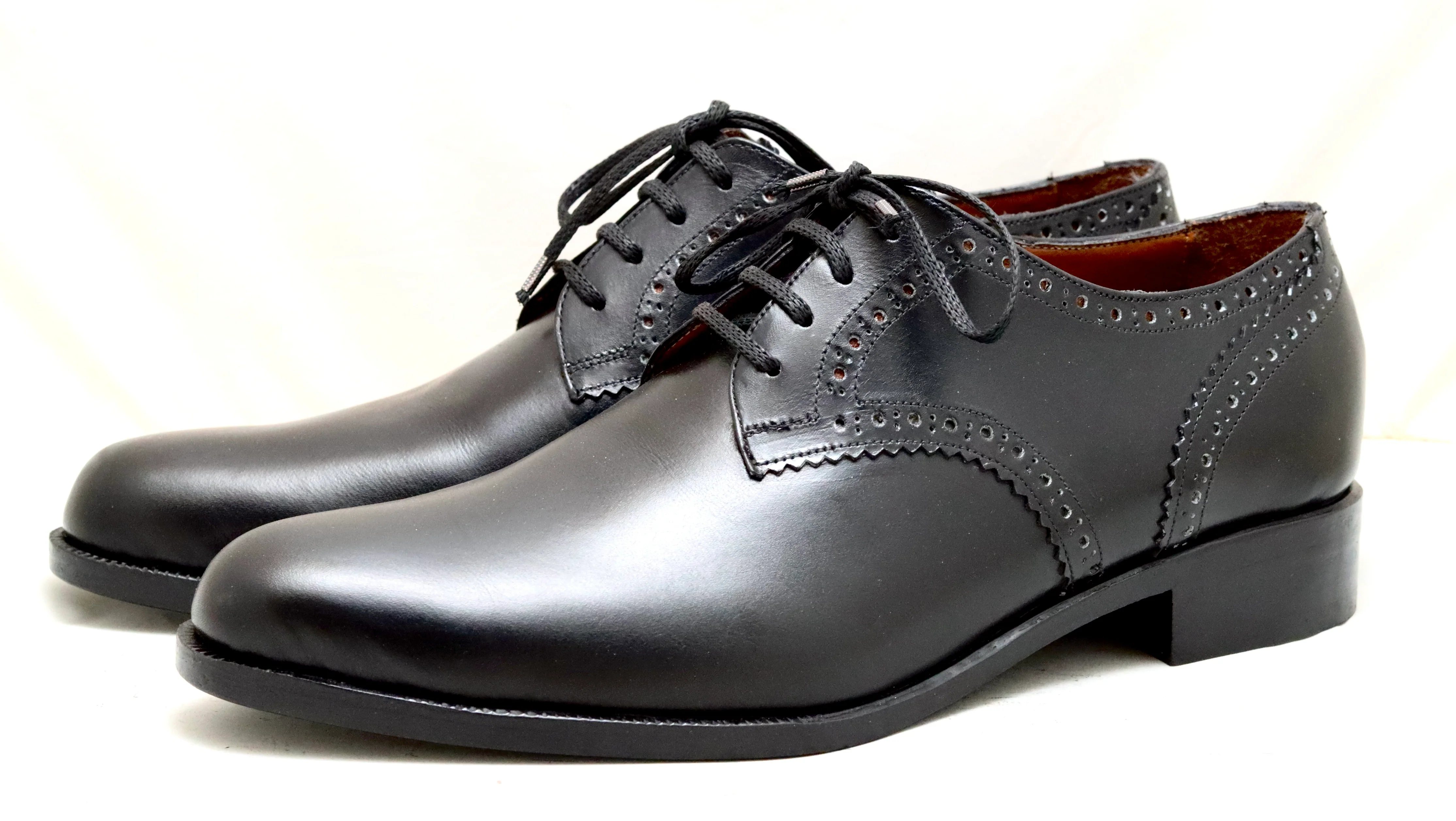 Derby shoe heel brogue | Black | Box calf - Image 2