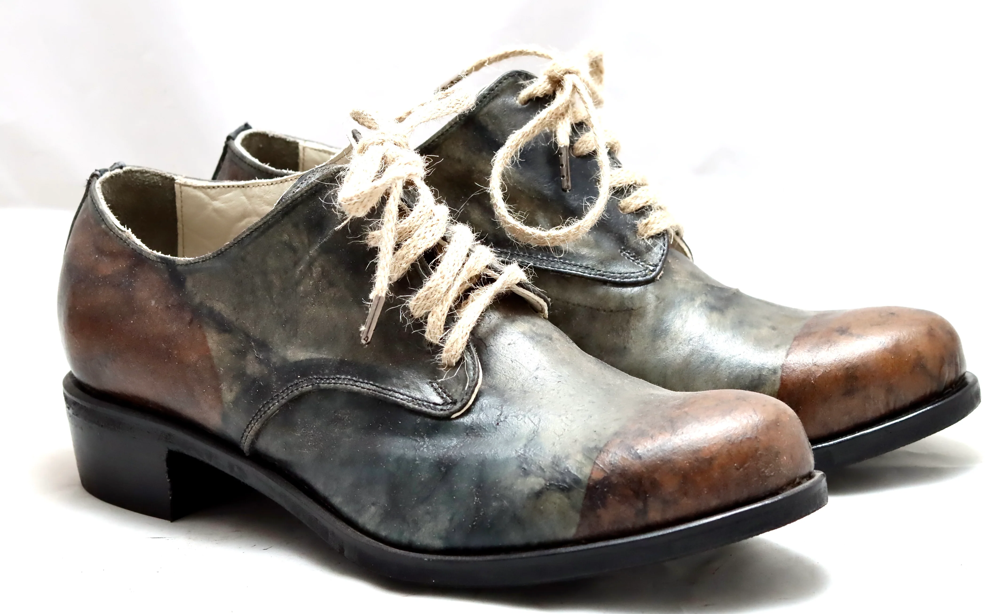 Anais | grey transparent kangaroo | wide fit