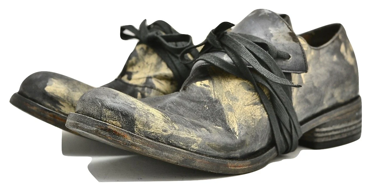 Foldover Shoe | Black oil stain on calf - Image 3