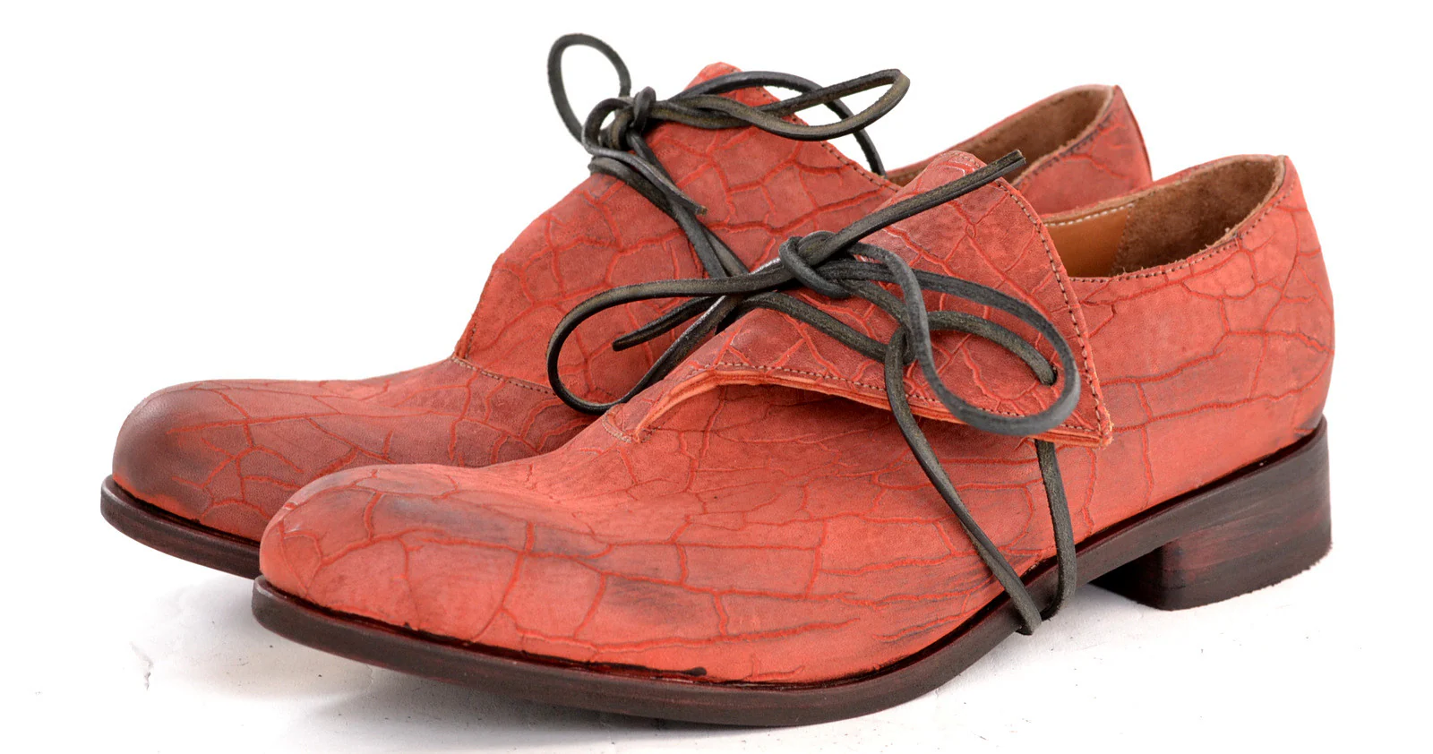 Foldover Shoe  |  Red Crazed - Image 3