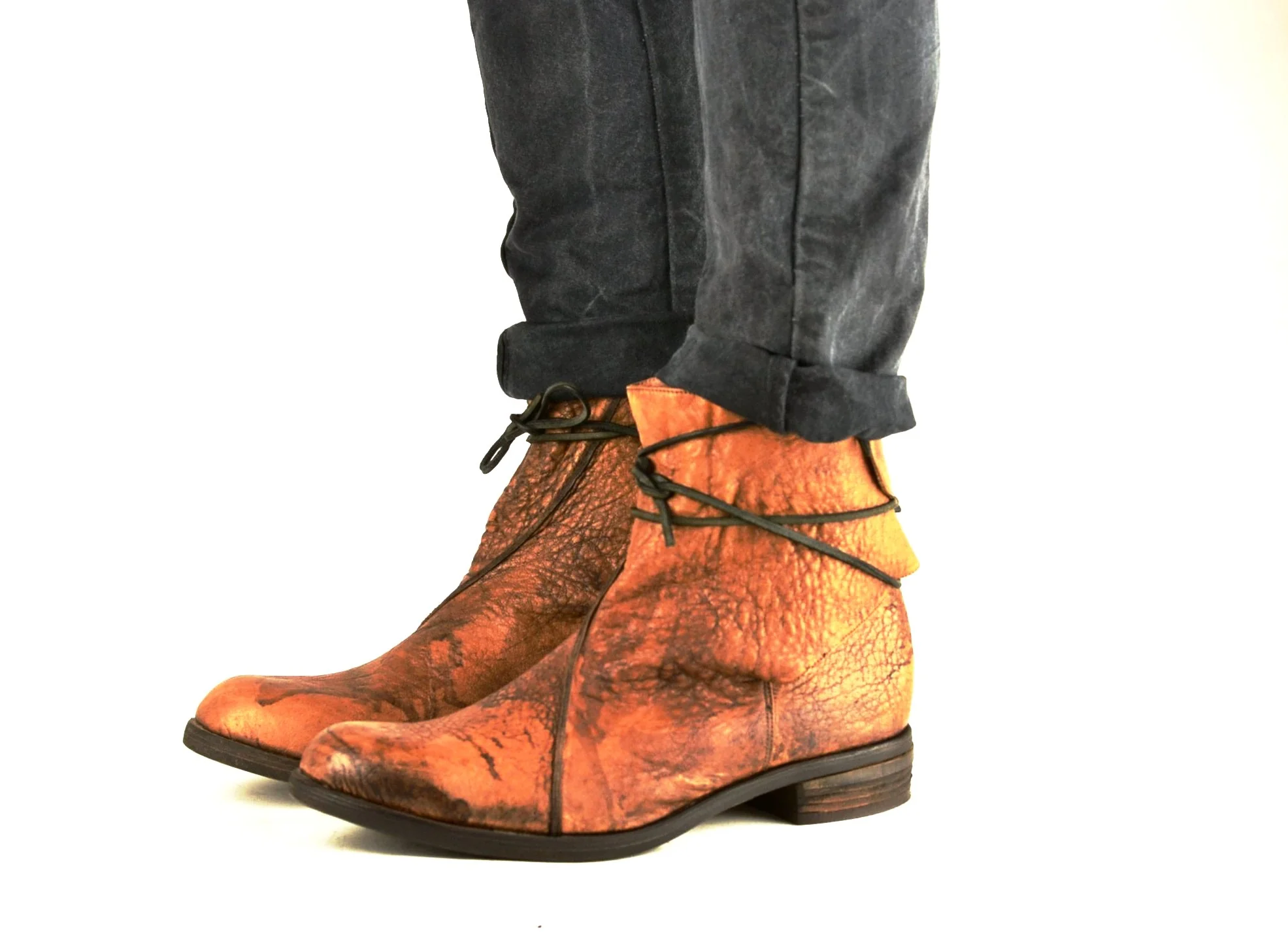 Lace around boot  |  Bison overdye - Image 2