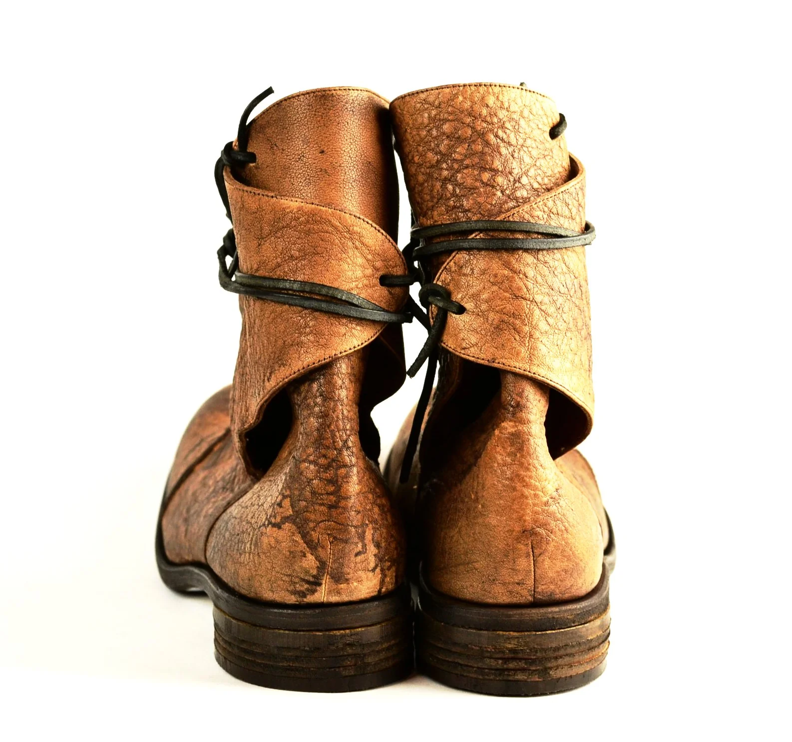 Lace around boot  |  Bison overdye - Image 6