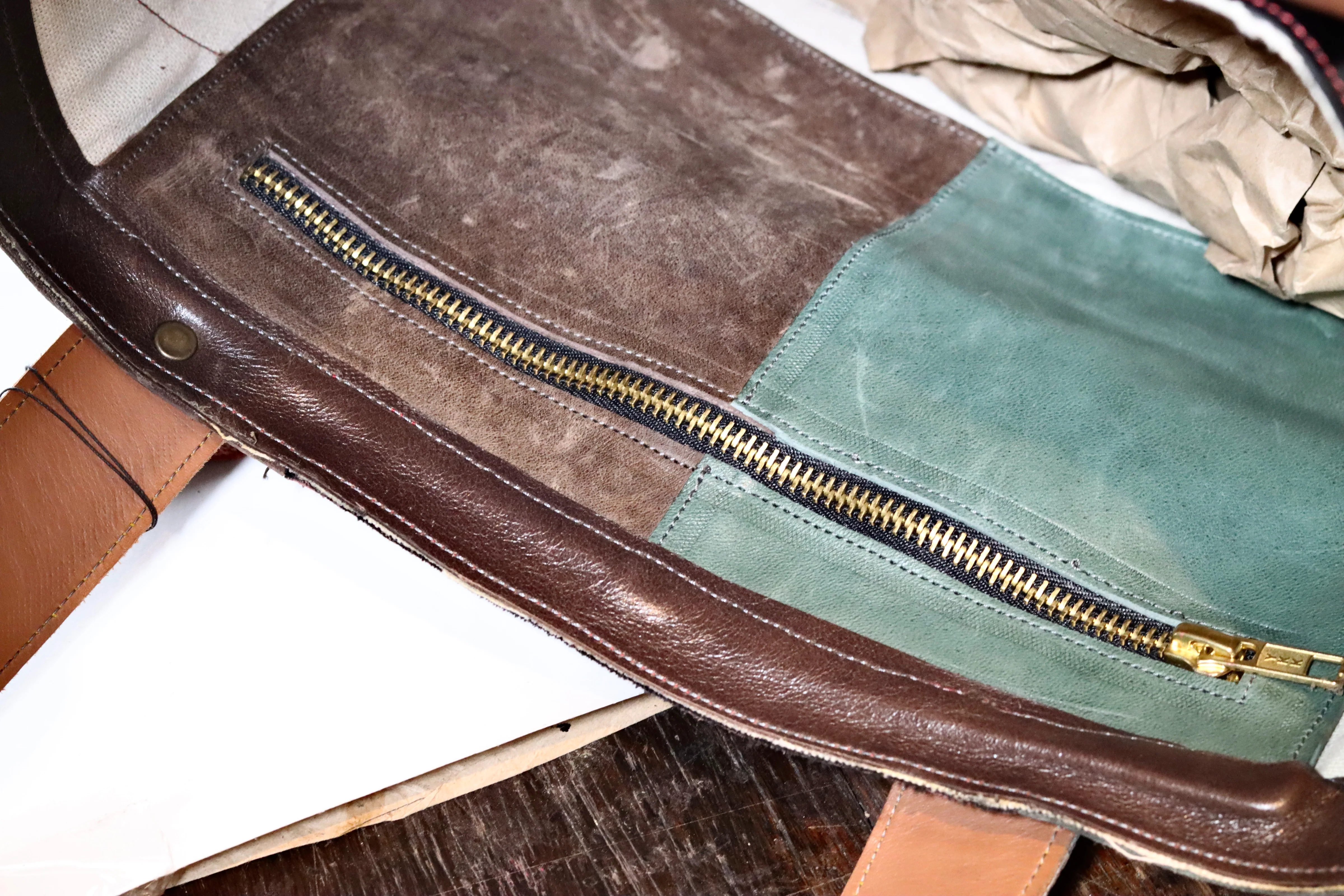 Patch tote | mixed leather samples - Image 5