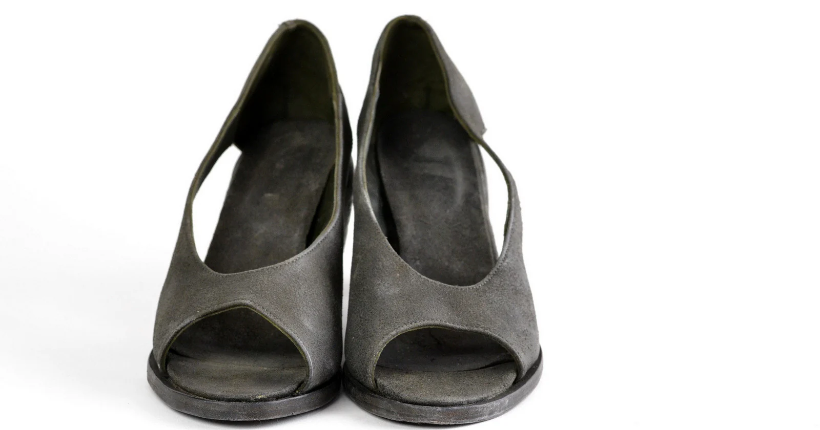Peeptoe Court - Image 3