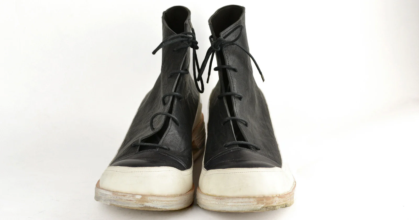 Sneaker boot | Black and white horse | Hollow wedge - Image 5