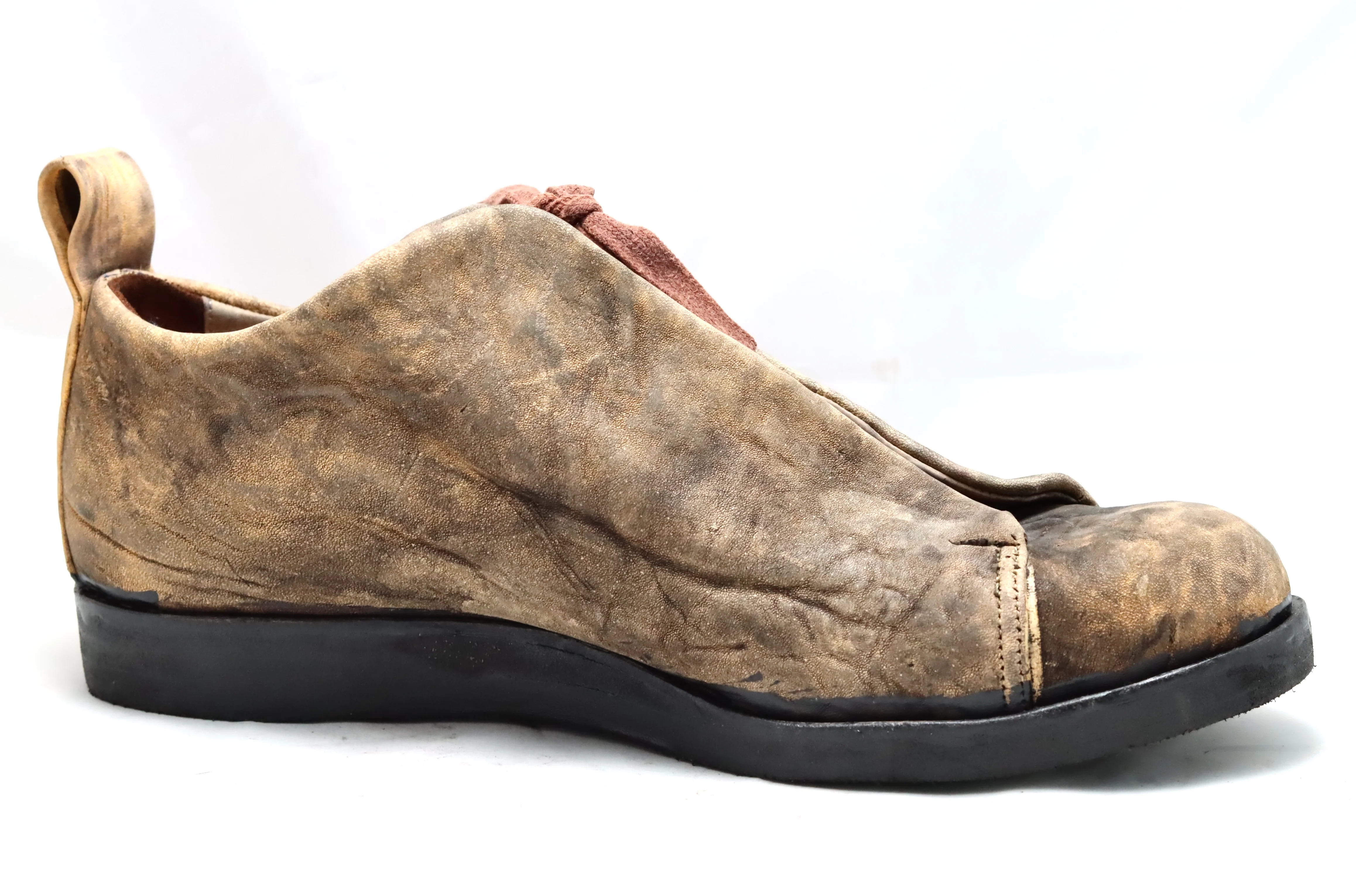 Sneaker shoe  |  Dirty sand  | culatta - Image 3
