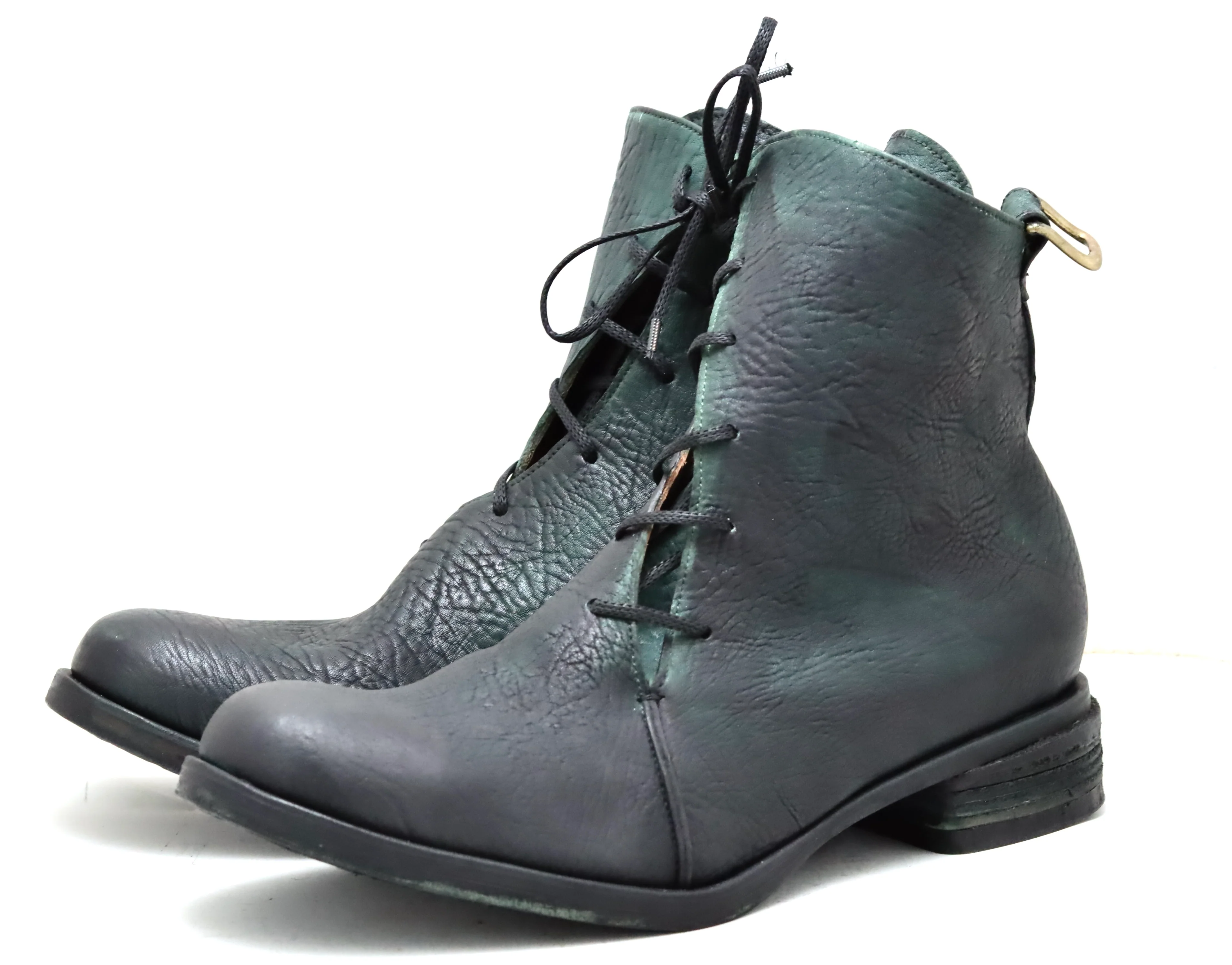 spiral lace boot 1 | seaweed | Yak - Image 2