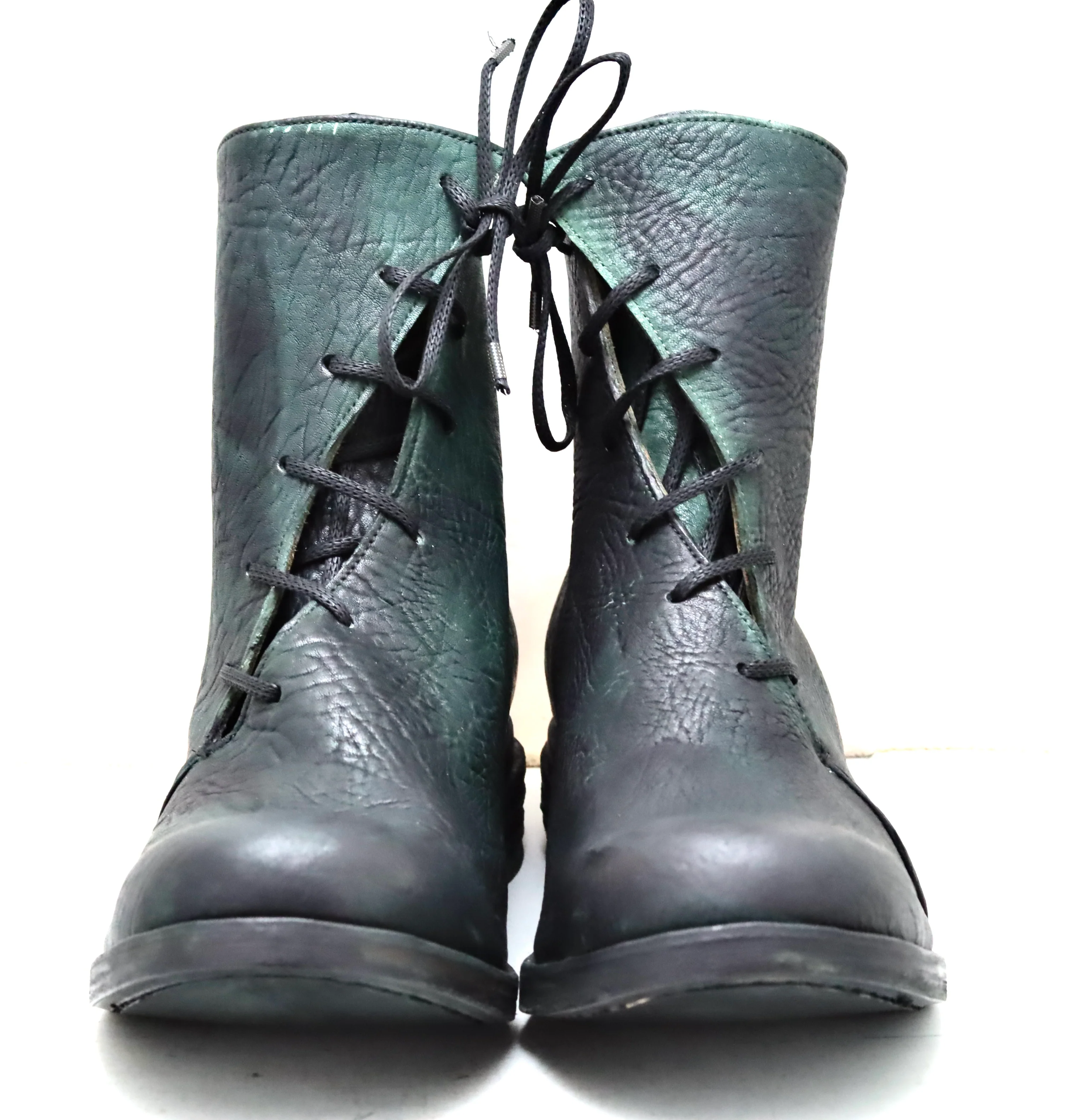 spiral lace boot 1 | seaweed | Yak - Image 3