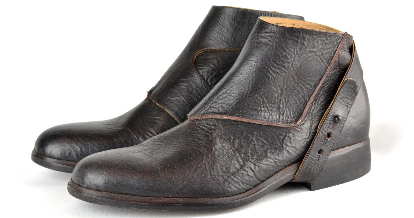 Straparound Boot  |  Choc Bison - Image 2