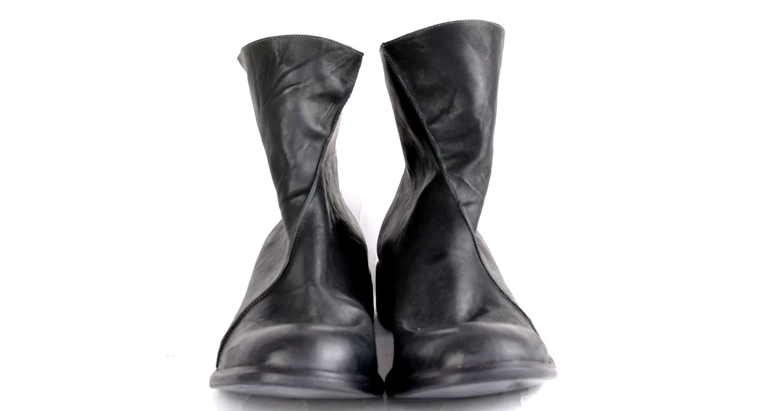 Zip Back Boot | Black - Image 4