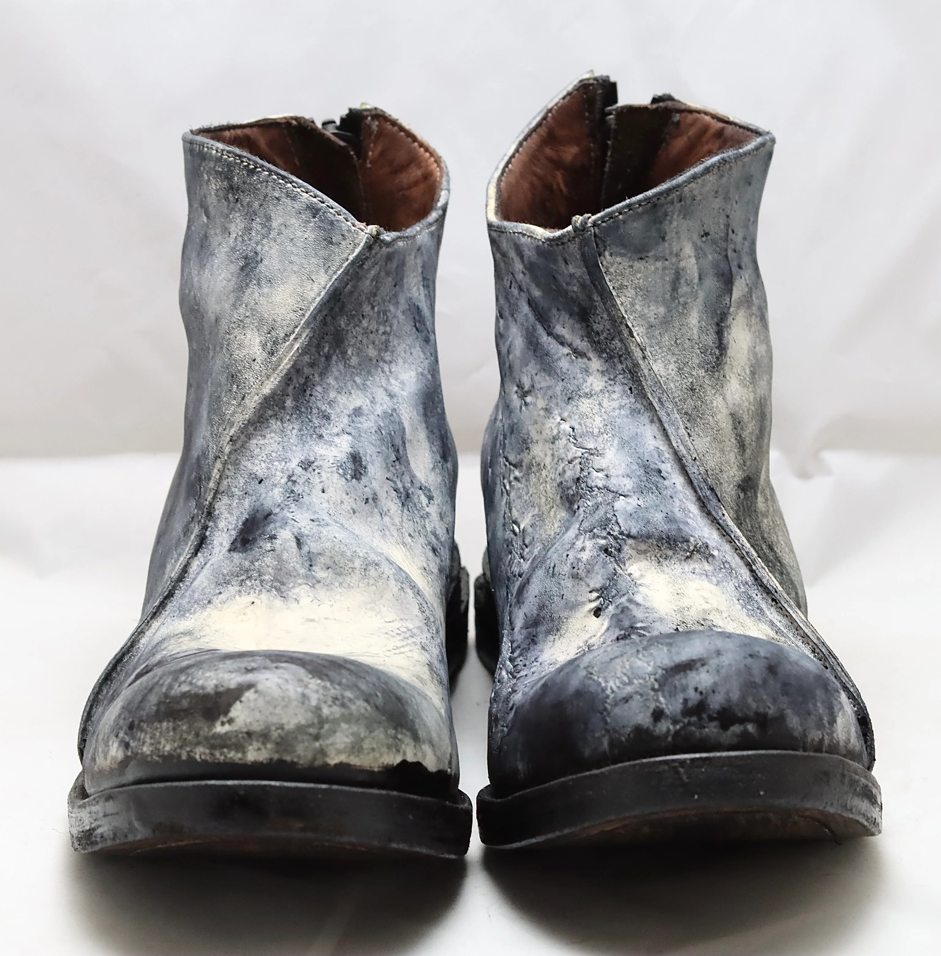 Zip back boot | Back to front heel | raw culatta dyed - Image 6