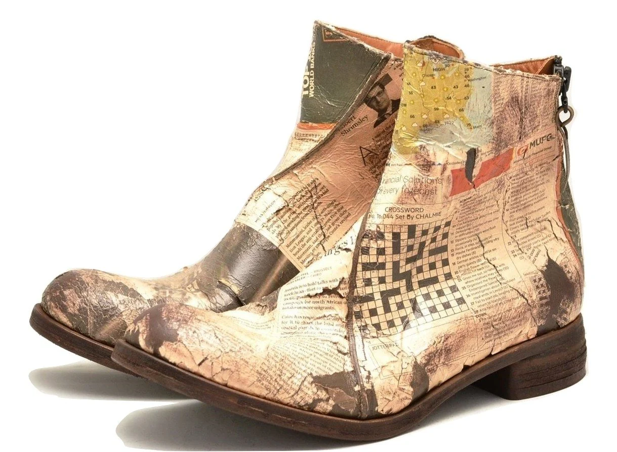 Zip Back Boot | decoupage newsprint - Image 2