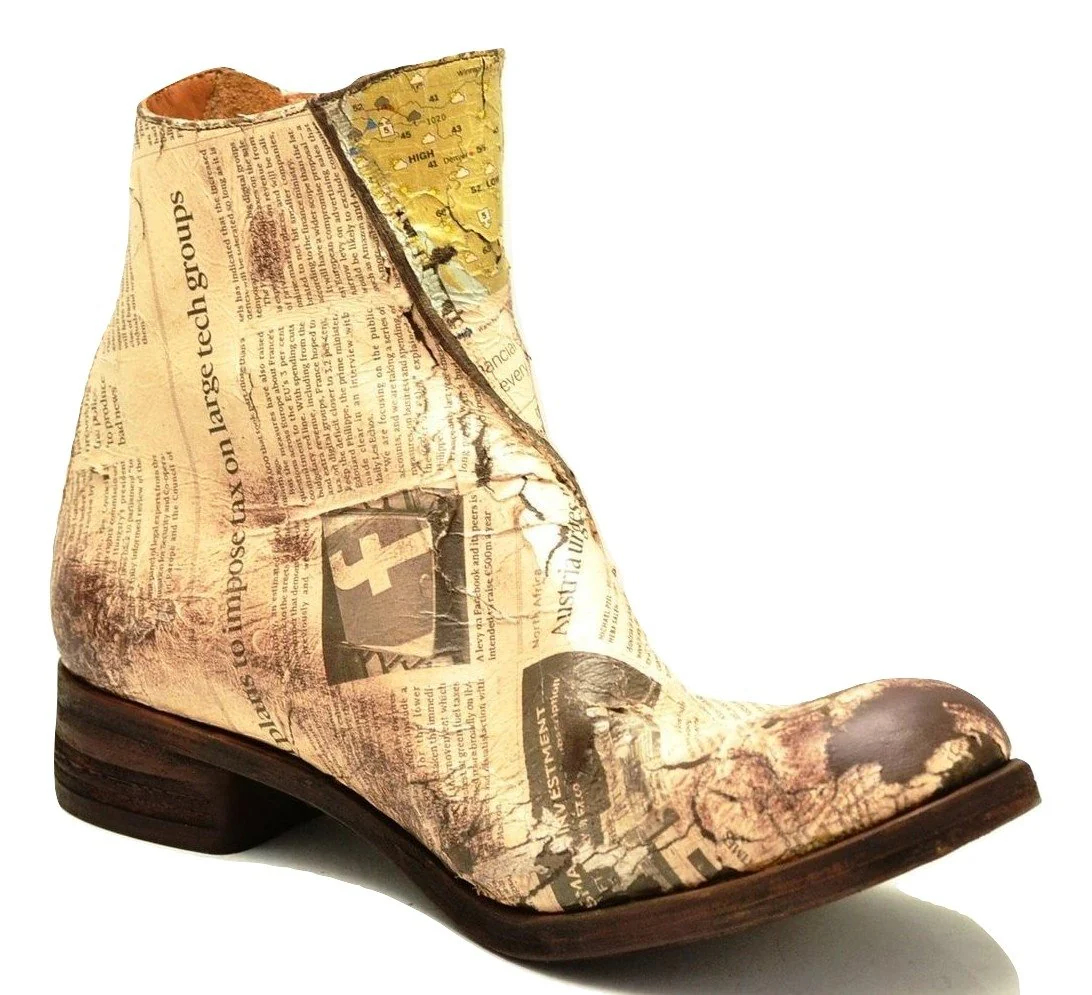 Zip Back Boot | decoupage newsprint - Image 5